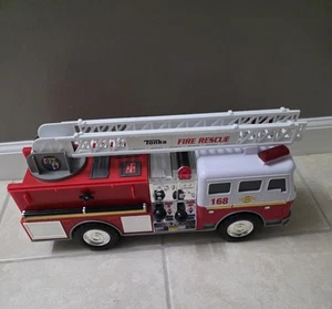 2011 Tonka Fire Rescue Truck 168 Engine Lights & Sounds Hasbro - Working - Picture 1 of 5