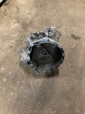 MINI CLUBMAN F54 Manual 6 Speed Gearbox GS6-58BG 1.5 Petrol 23008687710 - Image 1 of 4