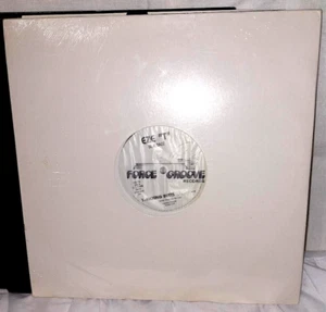 EZE "T" -  KICKING BUTTS - FORCE GROOVE  - SEALED - A2023-233 - Picture 1 of 2