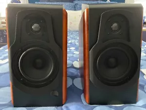 Amazon Basics Bookshelf Speakers - Picture 1 of 11