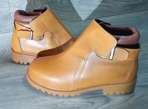 Size 4 D Youth Durango short boots ankle boots NWOT Leather Upper Brown - Picture 1 of 12