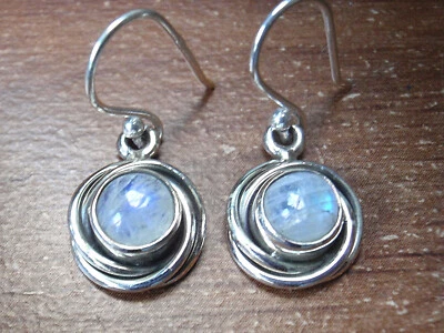 Pendientes de plata de ley 925 con remolino de piedra lunar c97m recibirás pendientes exactos Foto 1 de 3