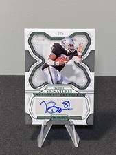 2022 National Treasures Football Tim Brown #SIG-TBR Signatures Emerald 2/5 Auto