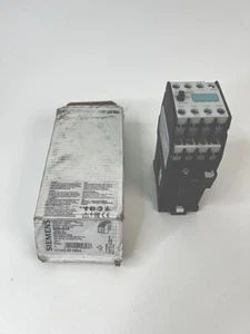 Siemens 3TH42 62-0BB4 Control Relay 24VDC 6NO+2NC - Picture 1 of 10