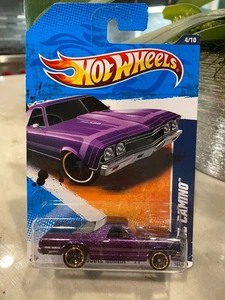 Hot Wheels #104 Muscle Mania 2011 4/10 '68 EL CAMINO púrpura con radios MC5 negros - Imagen 1 de 1