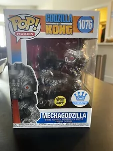 MECHAGODZILLA (GLOW) - GODZILLA VS KONG Funko Shop Exclusive In Hand - Picture 1 of 5