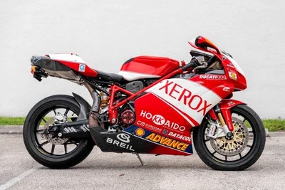 Ducati 999 2006  Foto 1 de 4