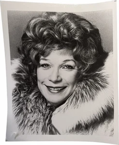 Foto publicidad vintage de Shirley MacLaine - Imagen 1 de 4