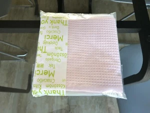 Set of 3 New Yves Rocher White Pink & Gray Kitchen Towels Napkins - Picture 1 of 3