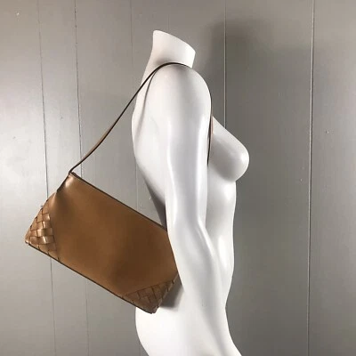 VINTAGE NINE WEST CAMEL BROWN FAUX WOVEN LEATHER SMALL SHOULDER ZIPPER BAG - Image 1 of 4