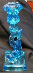 Candelabro de delfín 11" de alto azul cristal "Imperial Glass Co." para metropolitano - Imagen 1 de 5