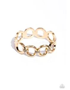 Paparazzi Chic Collection Gold Bracelet - Picture 1 of 3