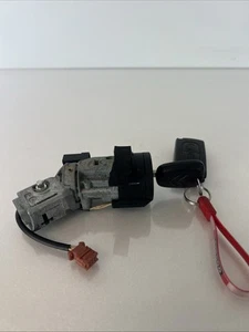 BUSTO ACCENSIONE E CHIAVE PEUGEOT PARTNER MK2 2010 9663123280 - Foto 1 di 20