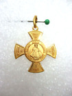 Médaille religieuse plaqué or  " Saint Enfant Jésus bénissez nous "