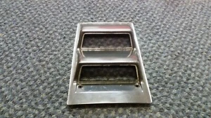 1968 1969 Camaro Console Gauge Bezel w/ Chrome Trim 6480875 (ORIGINAL GM PART) - Foto 1 di 2