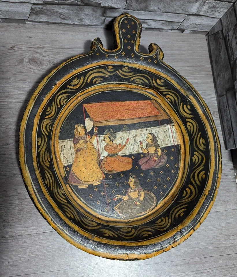 Tigela de madeira indiana antiga 19,5 x 15,5 pol. pintada à mão decoração mural arte Índia - Imagem 1 de 4