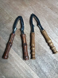 Set of 2 nut crackers, lobster cracker tool with wooden handles - Picture 1 of 2