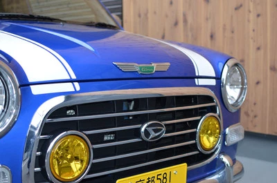 Daihatsu car L700 series Miragino bonnet emblem/hood emblem wing type - Image 1 of 4