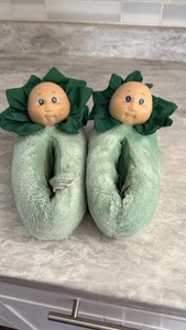 1984 Cabbage Patch kids Fuzzy Slippers childs size 11-12 Vintage - Picture 1 of 8