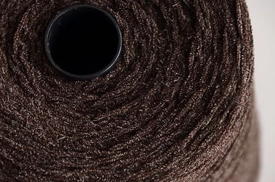 Wolle Garn Stricken & Handstricken | Chenille PC braun 1400gr. Strickmaschine  - Bild 1 von 3