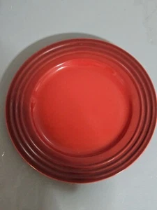 Le Creuset Vancouver dinner plate 12" Cerise - Picture 1 of 4