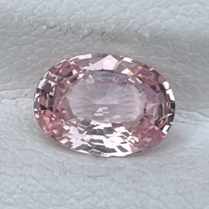 Zafiro Padparadscha natural sin calefacción 1,42 quilates corte ovalado - Imagen 1 de 8