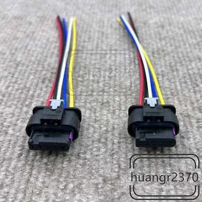2xTail lights connector For Jeep Renegade. 2015-2023. 68429903AA - Image 1 of 4