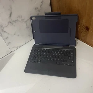 Logitech Slim Combo Keyboard & Case iPad Pro 10.5 & Air 3 Fully Works, Good Cond - Picture 1 of 6