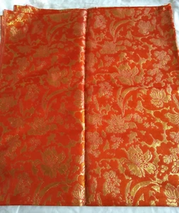 Silk Luxury Sheet Red Gold - Picture 1 of 2