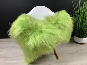 Real Icelandic Sheepskin Light Green Dyed Rug Seat Cover Gift Pet Bed Throw - Picture 1 of 7