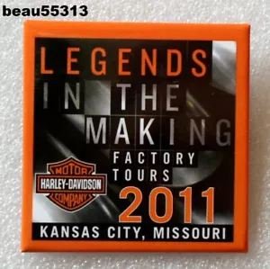 ⭐Pin botón Harley Davidson Kansas City Missouri 2011 "Factory Tour" Legends - Imagen 1 de 2