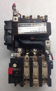 ARRANQUE MAGNÉTICO GE NEMA TALLA 1, 600VAC, 27A, 120V BOBINA - Imagen 1 de 5