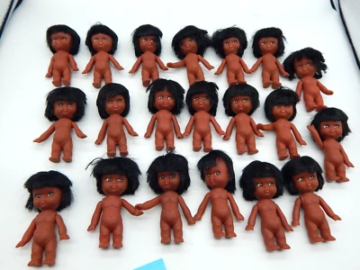 20 muñecas Carlson vintage muñeca india nativa americana niña niño 3,5" goma Foto 1 de 4