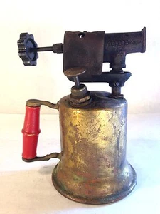 Vtg Antique Turner Brass Blow Torch Red Wooden Handle Sycamore Ill Steampunk - Picture 1 of 10
