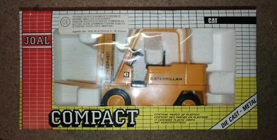 Modellino Elevatrice automatica serie V , Cat scala 1:25 - Immagine 1 di 4