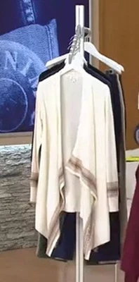 NUEVO CON ETIQUETAS DENIM & CO. CÁRDIGAN DELANTERO DRAPEADO CON BORDE FAIR ISLE, NATURAL MED Foto 1 de 4