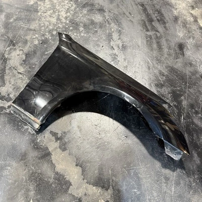 03-06 Infiniti G35 Cupé Panel Guardabarros Delantero Izquierdo PICKUP LOCAL: COLORADO Foto 1 de 4