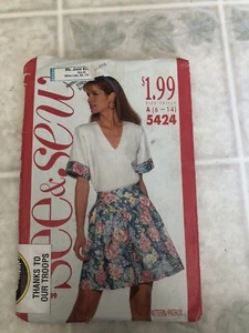 Butterick See and Sew Sewing Pattern 5424 Blouse and Shorts size 6 8 10 12 14 - Picture 1 of 3