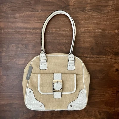 Apt. Bolsa de mão e ombro 9 palha com couro sintético branco e fivela de prata nova com etiquetas - Imagem 1 de 4