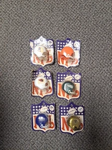 Vintage NFL Mini Helmets Saints Patriots Eagles Giants Browns Carded New 70s/80s - Bild 1 von 19