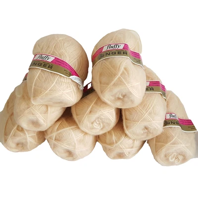 Lote De Colección 9 Hilos Unger Esponjosos 100% Acrílico Color Amarillo/Beige 470 Hecho en Francia Foto 1 de 4