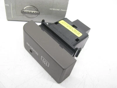 NUEVO - OEM 25350-7B001 Interruptor desempañador trasero para Nissan Quest 1999-2003 Foto 1 de 3