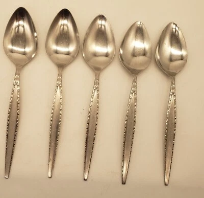 5 Vintage Oneida Silver Community Stainless Steel Venetia Serving Spoon 8.5 In - Image 1 of 4