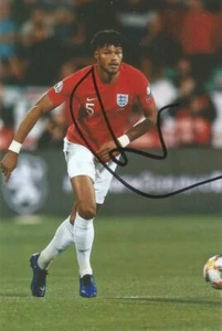 ENGLAND & ASTON VILLA: TYRONE MINGS SIGNED 6x4 ACTION PHOTO+COA - Picture 1 of 1