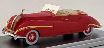 Kess Models 1947 Rolls Royce Phantom III Labourdette Vutotal Cabrio Open. Brown - Image 1 of 4
