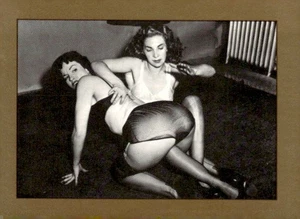 BETTY PAGE 1991 Trading Card Set Series 1 #6 - Picture 1 of 1
