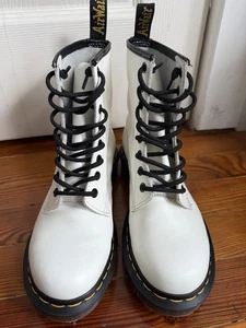 Dr Martens Womens Boots White Leather Lace Up 11821 Size 7 - Picture 1 of 6
