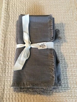 Conjunto/4 guardanapos de linho cinza com franjas Williams Sonoma - Imagem 1 de 3