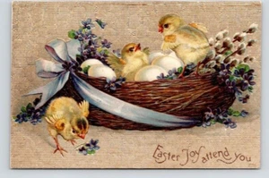 POSTCARD GREETING EASTER CHICKS IN A BASKET - Picture 1 of 2