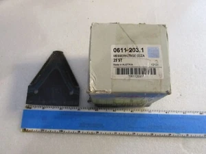 OEM Box of 25 Claas Sickle Sections 0611 2031 - Picture 1 of 4